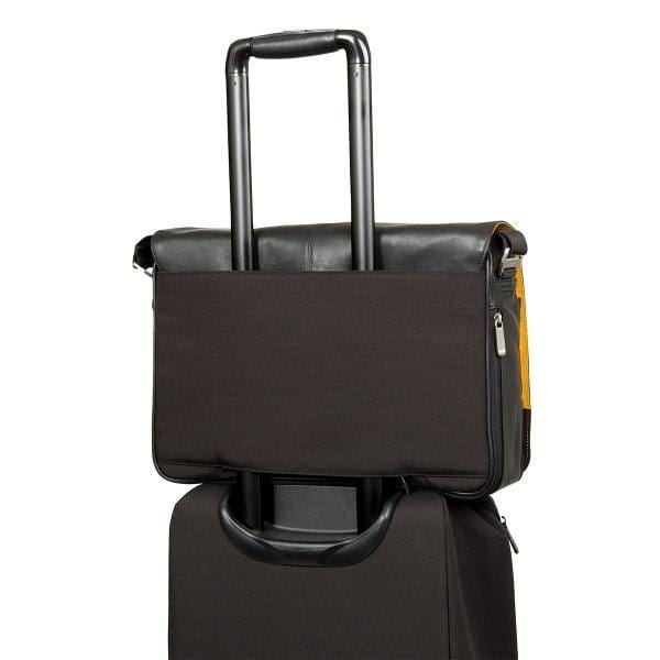Knomo táska Knomo Bungo RFID fekete bőr válltáska
