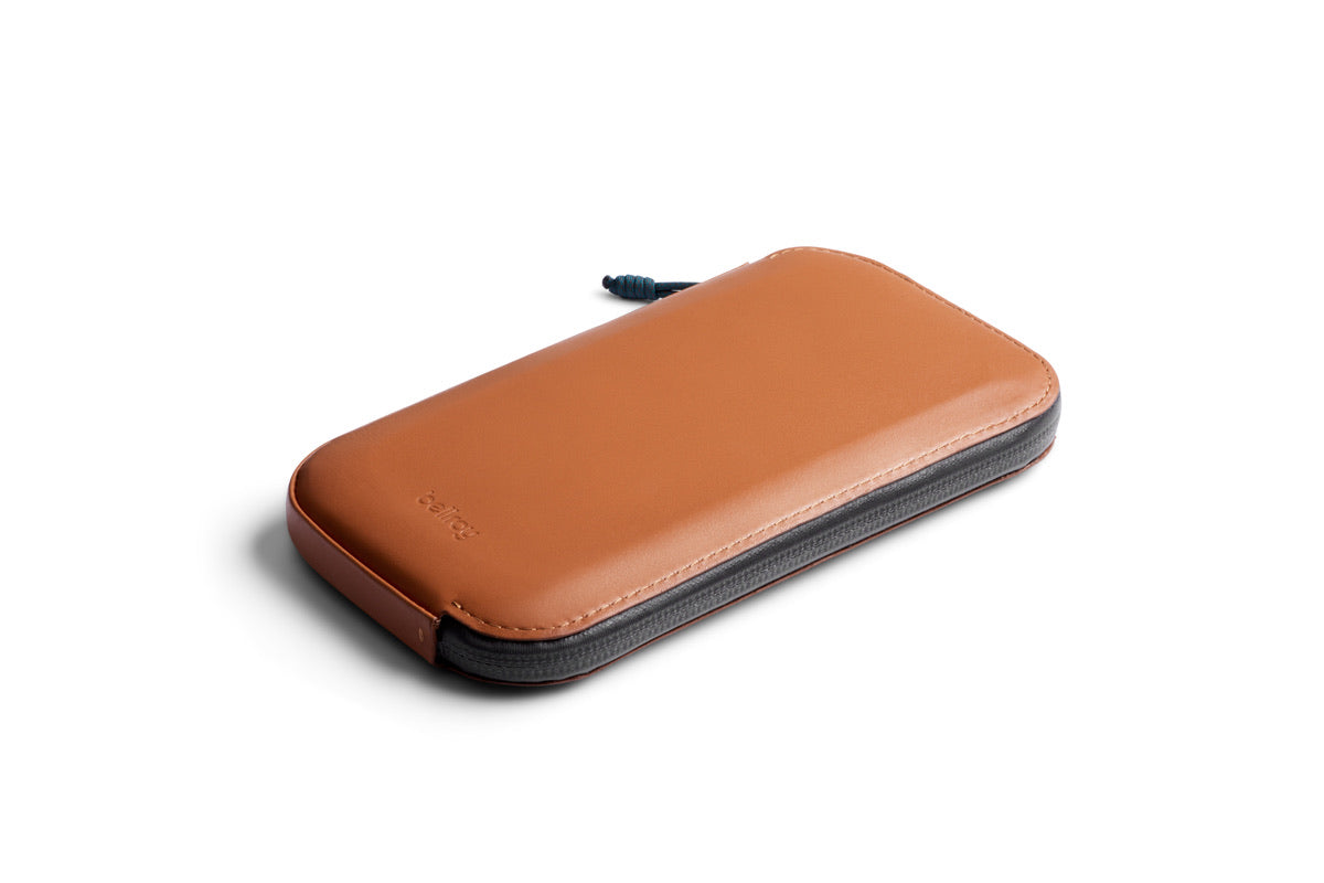 Bellroy All-Conditions Phone Pocket Plus - Bronze