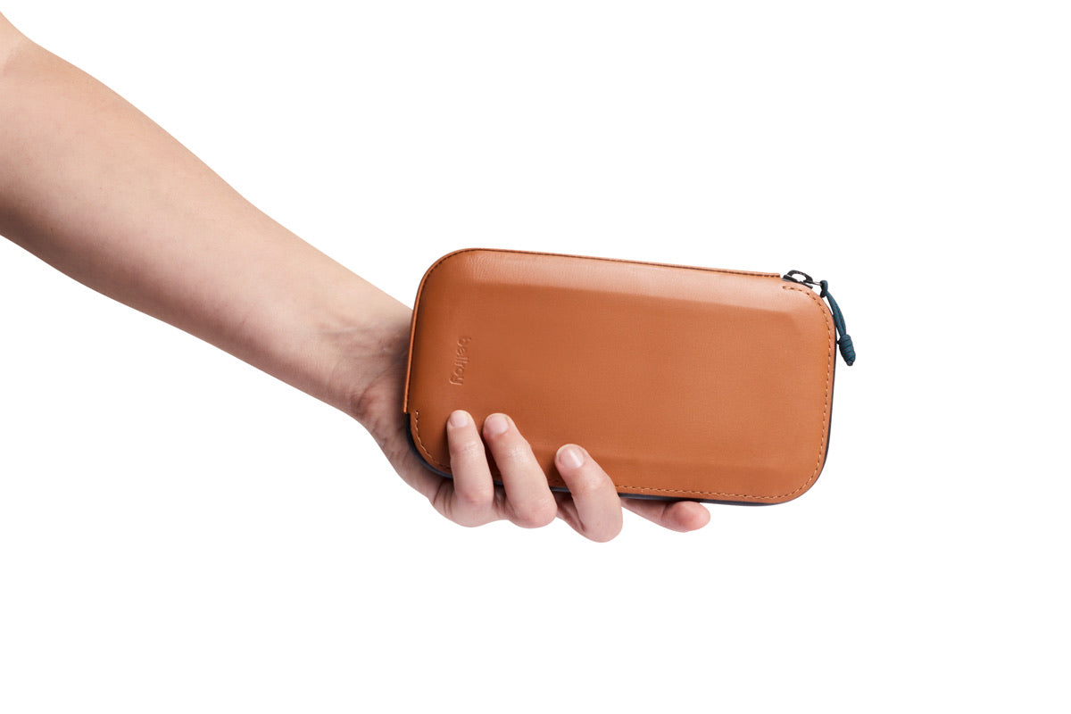 Bellroy All-Conditions Phone Pocket Plus - Bronze