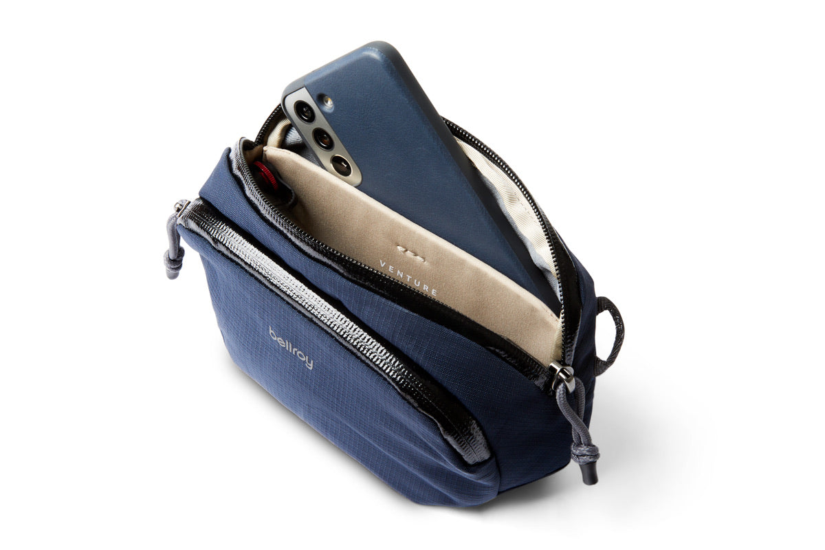 Bellroy Venture Pouch - Nightsky