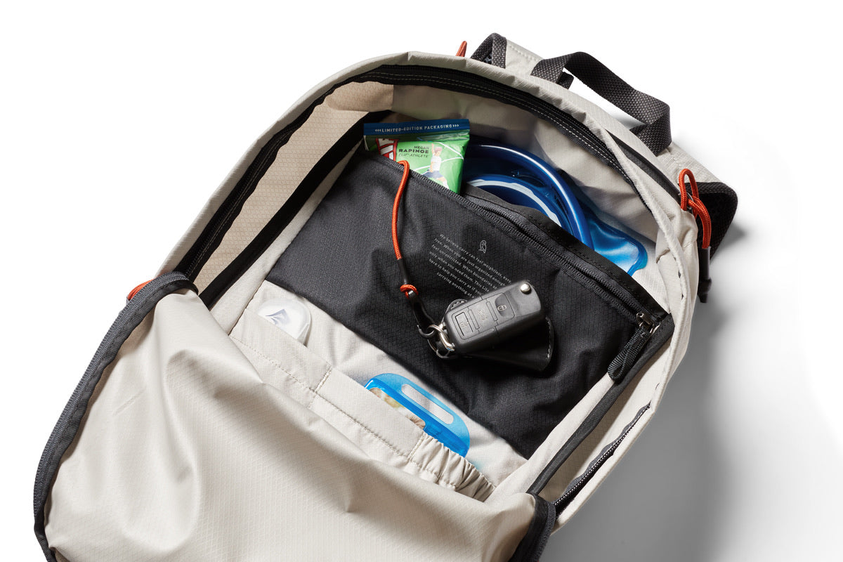 Bellroy Lite Daypack - Chalk