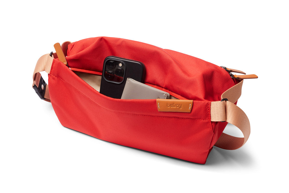 Bellroy Sling (7l) - HotSauce