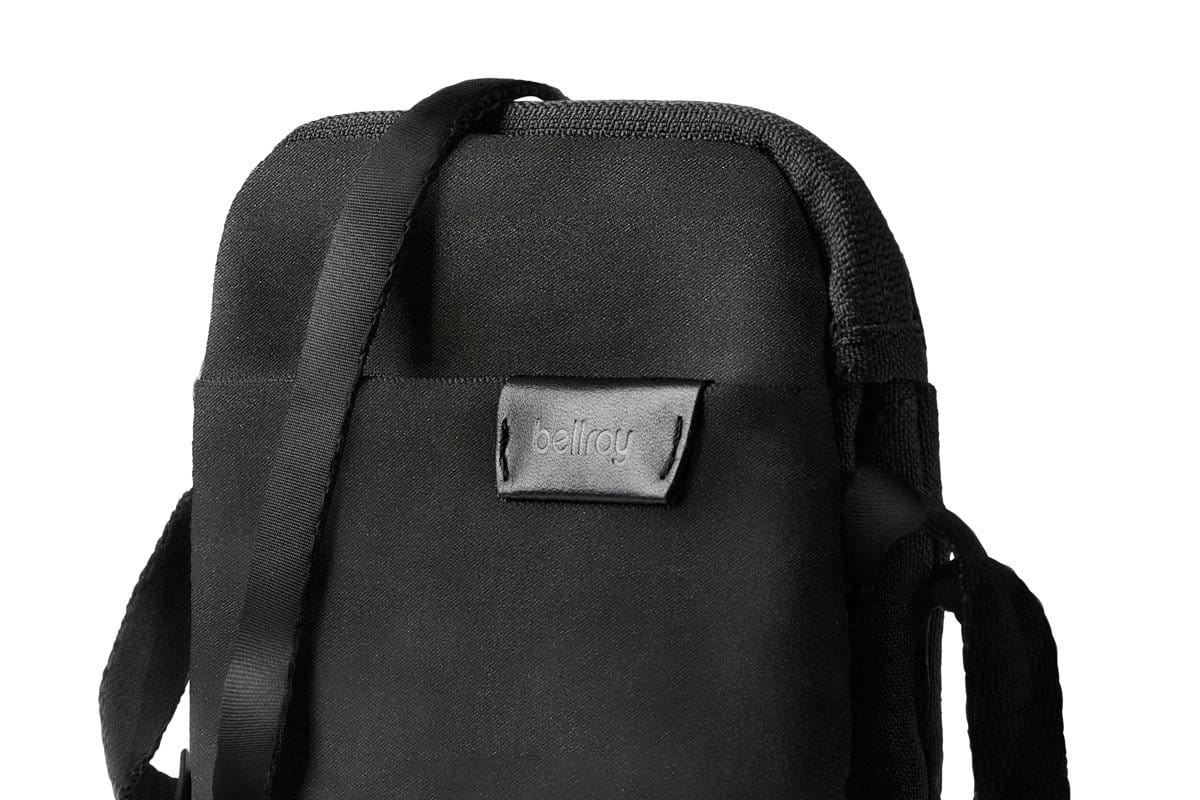 Bellroy táska Bellroy City Pouch táska - MelbourneBlack