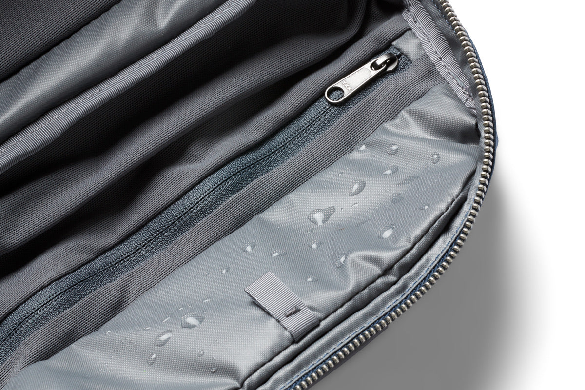 Bellroy Toiletry Kit Plus - Navy