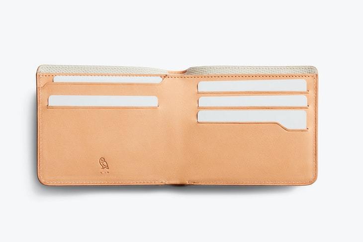 Bellroy pénztárca Bellroy Hide & Seek Premium HI - Natural