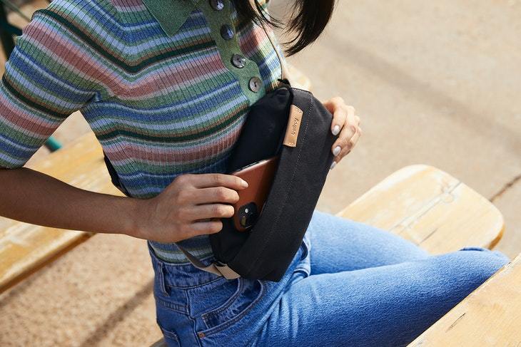 Bellroy Övtáska Bellroy Sling Mini övtáska (4l) - Melbourne Black