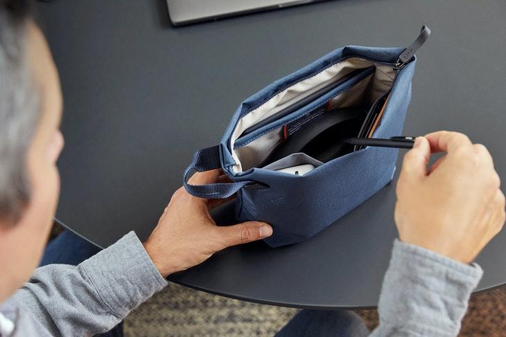 Bellroy Bellroy Standing Pouch Plus tasak - SmokeBlue
