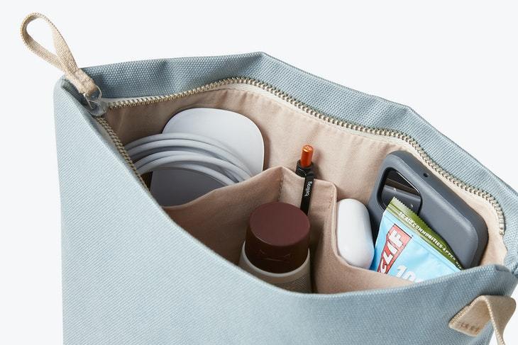 Bellroy Bellroy Standing Pouch Plus tasak - SmokeBlue