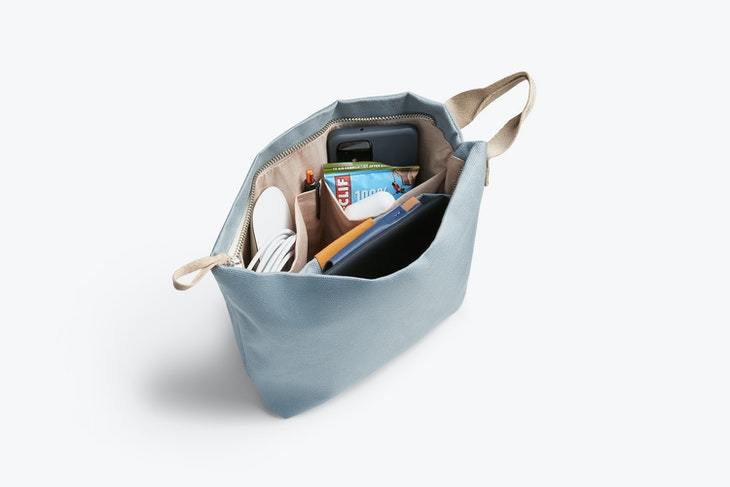 Bellroy Bellroy Standing Pouch Plus tasak - SmokeBlue