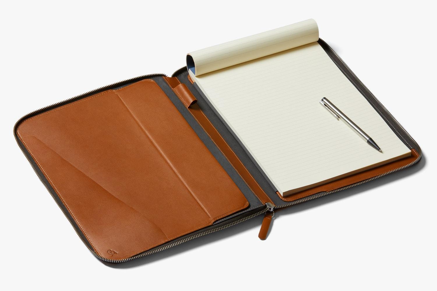 Bellroy irattartó Bellroy Work Folio A4 irattartó mappa - Caramel